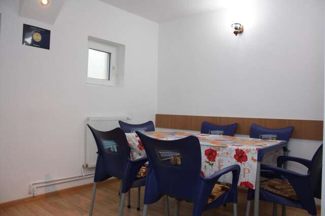 Гостевой дом Casa Fanel Буштени-10